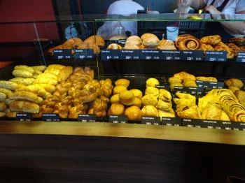 Félegyházi Pékség 33. sz. mintabolt Cegléd