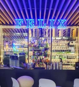 FELIX Wine Bar