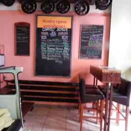 Felni Sörbisztró, Budapest - Belső