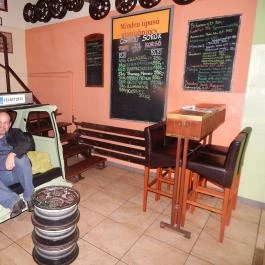 Felni Sörbisztró, Budapest - Belső