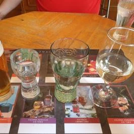 Fenyves Söröző , Paks - Egyéb