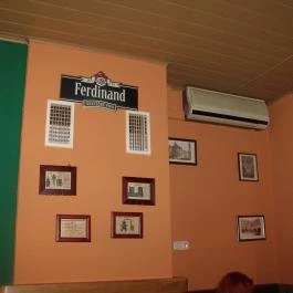 Ferdinánd Monarchia Cseh Sörház Budapest - Belső