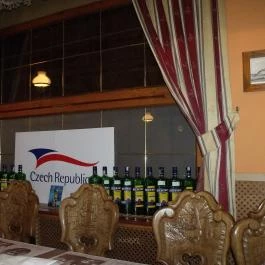 Ferdinánd Monarchia Cseh Sörház Budapest - Belső