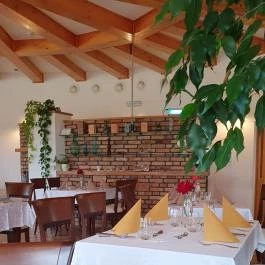 Fiastyúk Udvarház, Csór - Egyéb