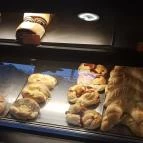 Fincsi Pékség Nádudvar - Étel/ital