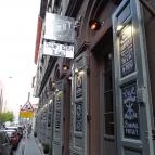 FIRST Craft Beer & BBQ Budapest - Külső kép