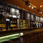 FIRST Craft Beer & BBQ Budapest - Belső