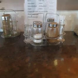 Flóra Vendéglő, Bócsa - Egyéb