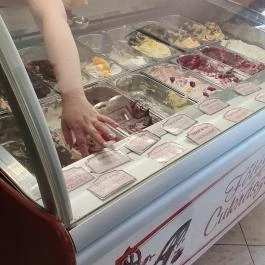 Főtéri Cukrászda Vác - Étel/ital