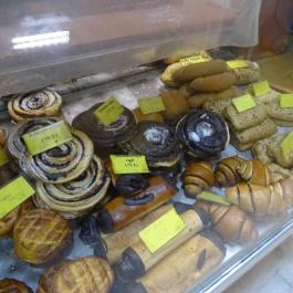 Francia Pékség, Debrecen - Étel/ital