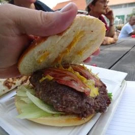 Frankie's Food Truck Köveskál - Étel/ital