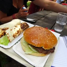 Frankie's Food Truck Köveskál - Étel/ital