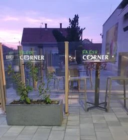Fresh Corner
