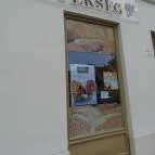 Friss Pékség Sopron - Külső kép