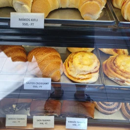 Friss Pékség, Makó - Étel/ital