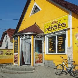 Friss Pékség Mór - Külső kép