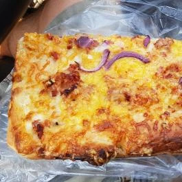 Friss Pékség, Mór - Étel/ital