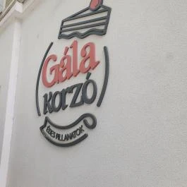 Gála Cukrászda Tatabánya - Külső kép