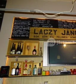 Galéria 12 Kávézó & Borbár