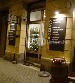 Galéria 12 Kávézó & Borbár