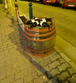 Galéria 12 Kávézó & Borbár