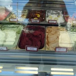 Gara Cukrászda Piac utca Debrecen - Étel/ital