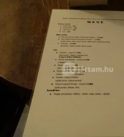 Gdansk Könyvesbolt & Büfé