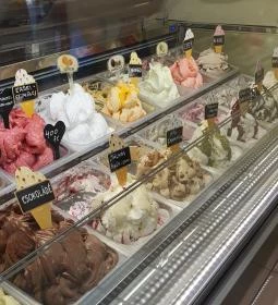 Gelateria Dolomiti Fagylaltozó - Dobó tér