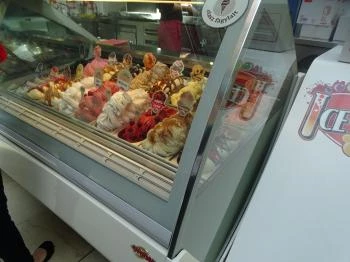 Gelato - Ice Cream Shop - Corvin Plaza Budapest