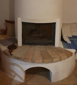 Gella Kúria Apartmanok