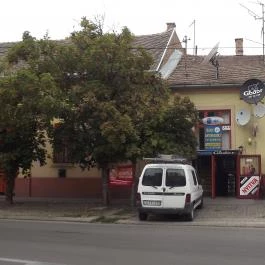 Gödör Music Pub Hódmezővásárhely - Külső kép