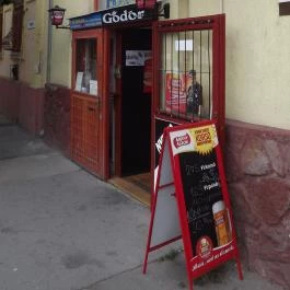 Gödör Music Pub Hódmezővásárhely - Külső kép