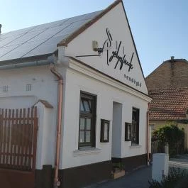 Gólyafészek Vendéglő, Pápa - Egyéb