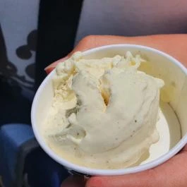 Gombóc Fagyizó, Révfülöp - Étel/ital