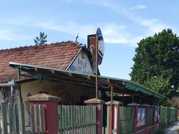 Gondűző Söröző Kondoros