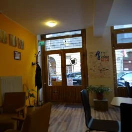 Görbe Bögre Kávézó, Budapest - Belső