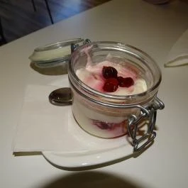 Görbe Bögre Kávézó, Budapest - Étel/ital