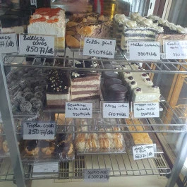 Gourmand Sütőház és Kézműves Cukrászat Szolnok - Étel/ital