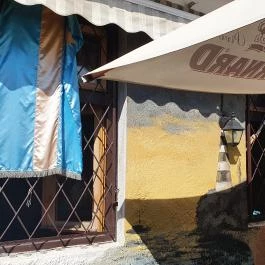 Gőzhajó Kávézó & Galéria Szentendre - Külső kép