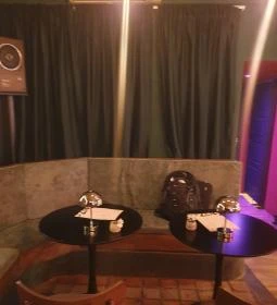 GOZO Listening Bar