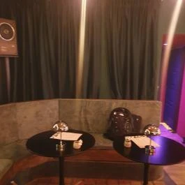 GOZO Listening Bar, Budapest - Belső