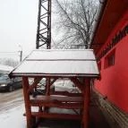 Gumihangya Doboz - Külső kép