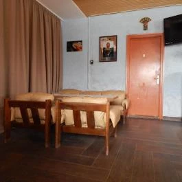 Gumihangya, Doboz - Belső