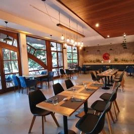 Gusto13 Bistro & Delicate, Veszprém - Belső