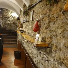 Gyógygödör Borozó Sopron - Belső