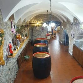 Gyógygödör Borozó Sopron - Belső