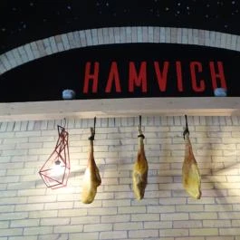 Hamvich, Budapest - Belső