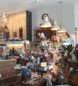 Három Nyulak Specialty Kávézó