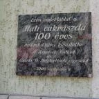 Hati Cukrászat Füzesgyarmat - Külső kép