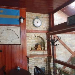 HBH Söröző – Mároki Kocsma Vác - Belső